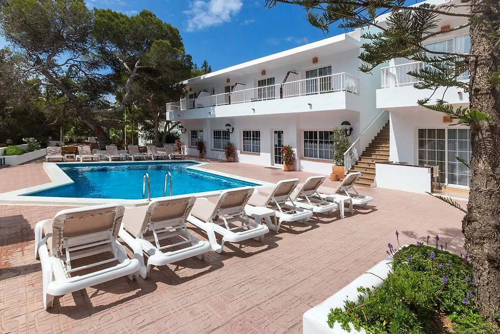 Hostal Es Pi - Emar Hotels Playa Migjorn
