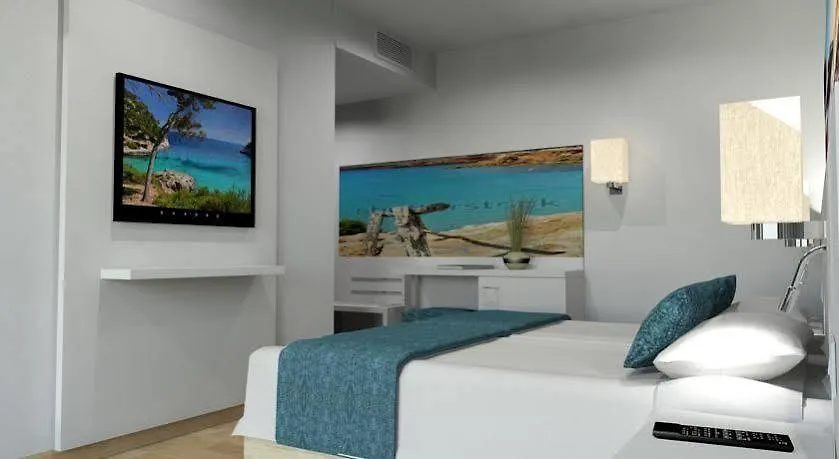 Hostal Es Pi - Emar Hotels Playa Migjorn