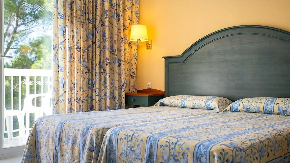 Hostal Es Pi - Emar Hotels Playa Migjorn