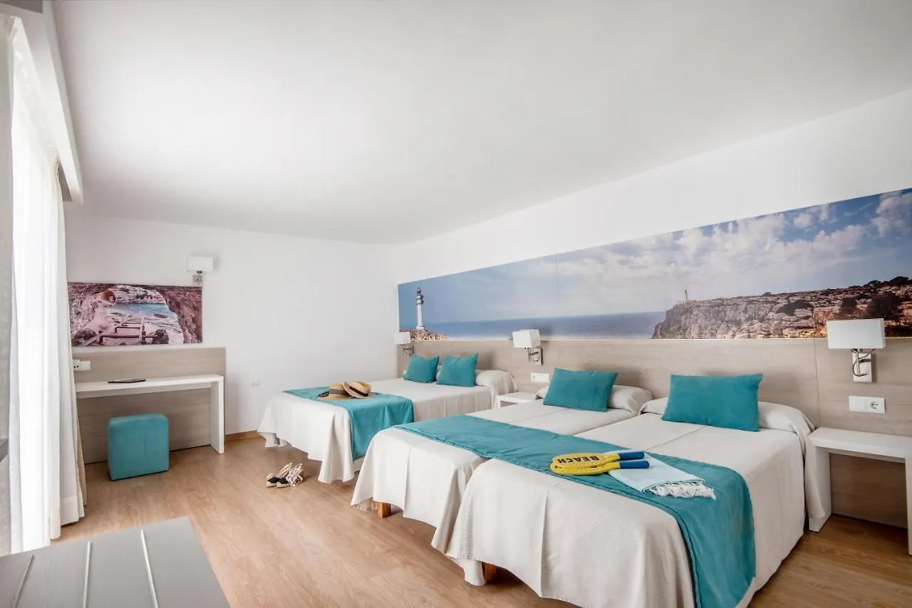 Hostal Es Pi - Emar Hotels Playa Migjorn