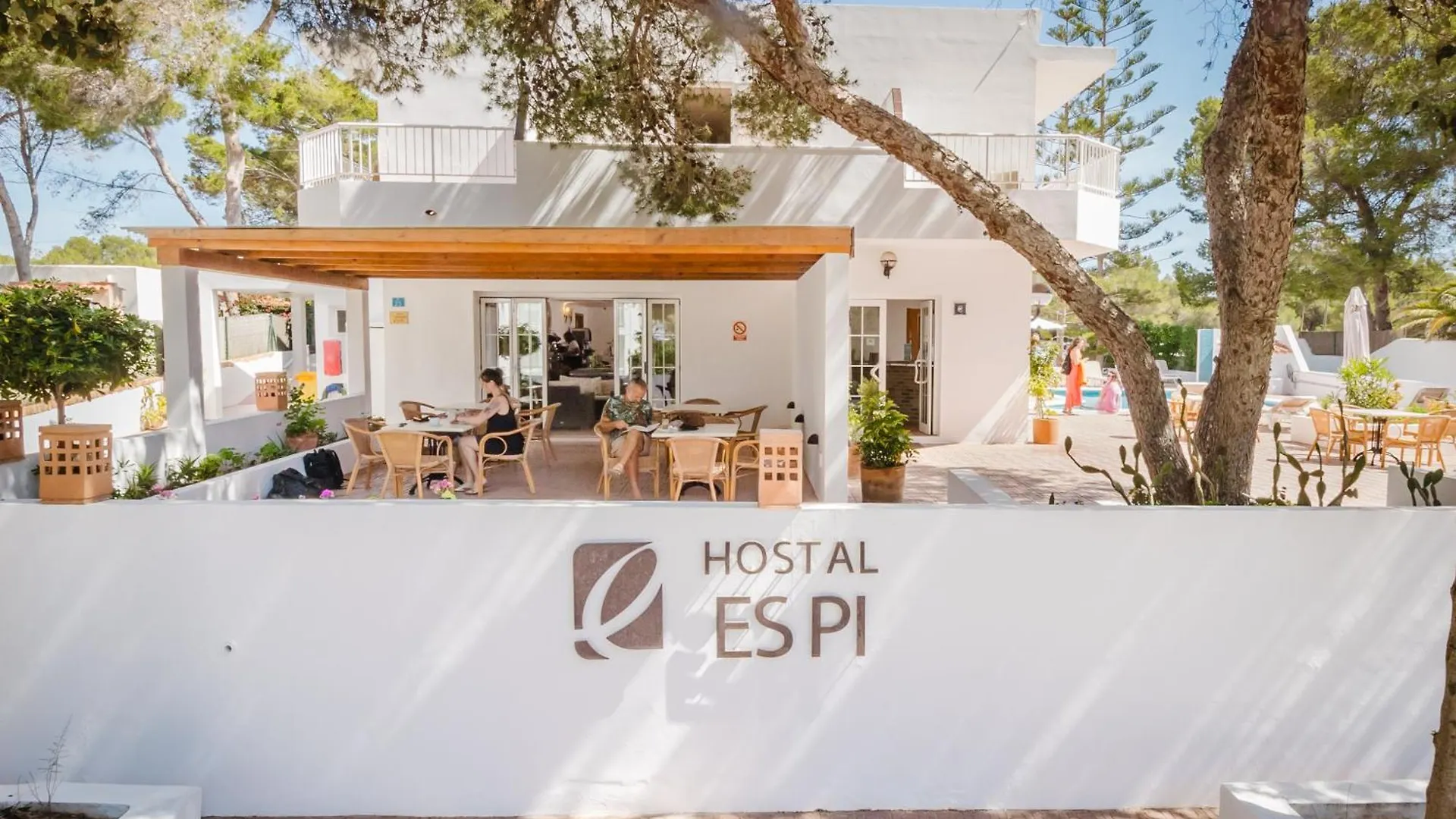 Hostal Es Pi - Emar Hotels Playa Migjorn